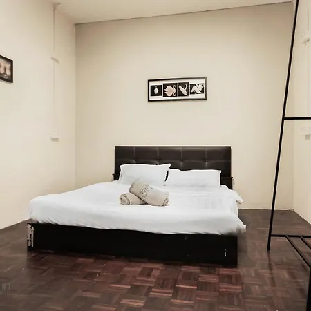 Permaisuri Homestay By Evernent Miri Exterior photo